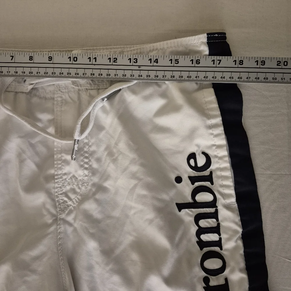 Abercrombie & Fitch Mens‎ L White Lined Board Shorts Spell Out Y2K Preppy